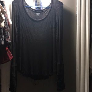 Long sleeve black top cute sleeves